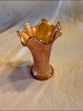 2/100$ Fenton Iridescent Gold Carnival Glass Ruffled Vase